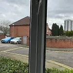City Stay-Room To Rent In Town